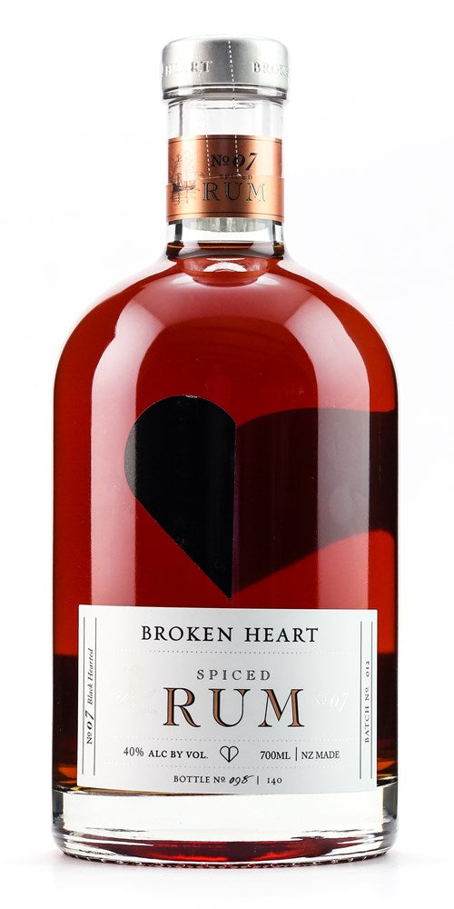 BROKEN HEART SPICED RUM 700ML